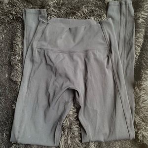 Alphalete athletic leggings